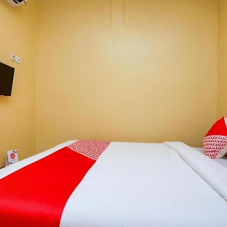 Oyo 2656 Az Zahra Residence Syariah Surabaya Ngoại thất bức ảnh