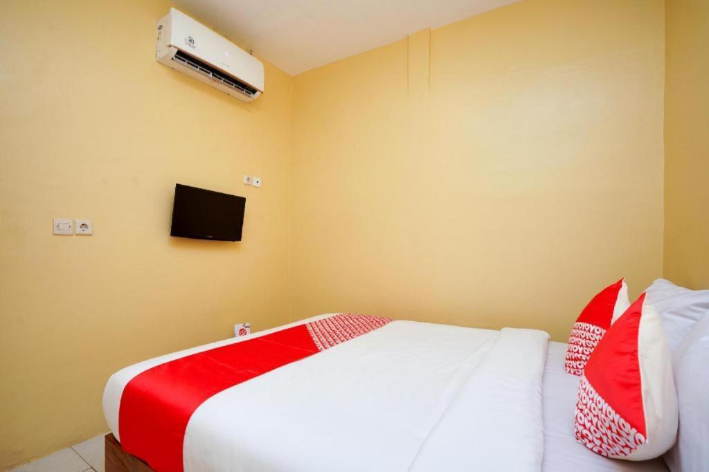 Oyo 2656 Az Zahra Residence Syariah Surabaya Ngoại thất bức ảnh