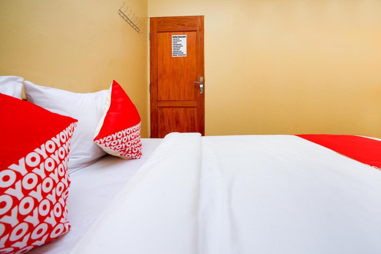 Oyo 2656 Az Zahra Residence Syariah Surabaya Ngoại thất bức ảnh