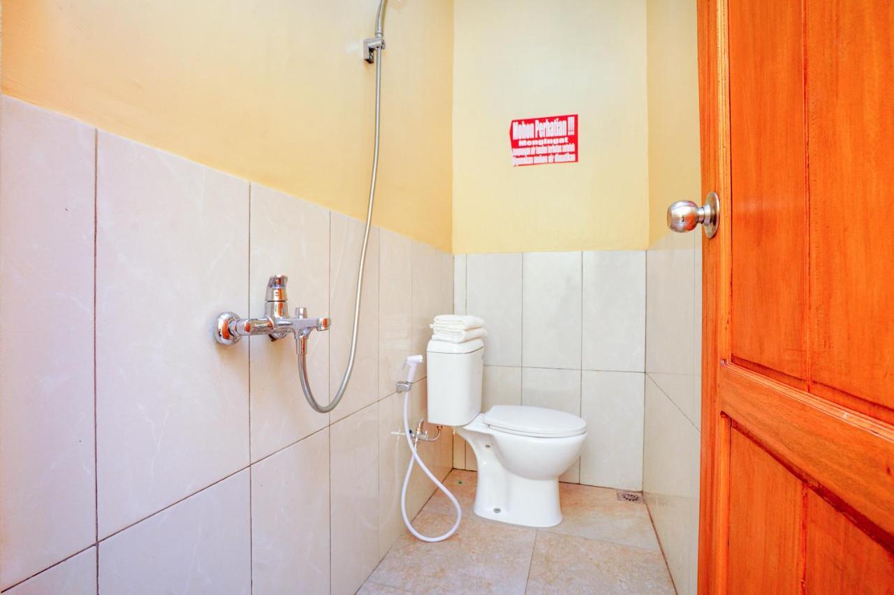 Oyo 2656 Az Zahra Residence Syariah Surabaya Ngoại thất bức ảnh
