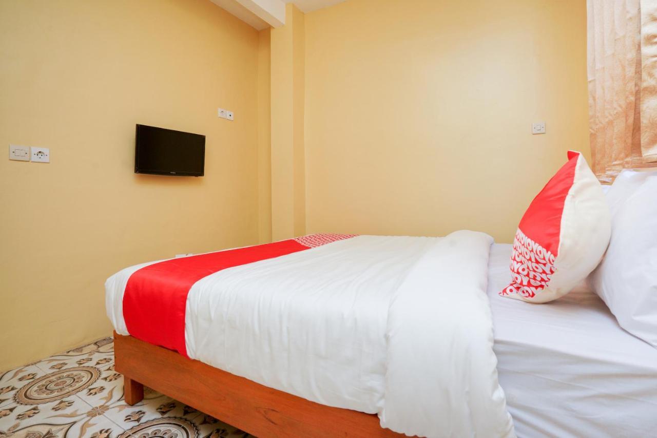 Oyo 2656 Az Zahra Residence Syariah Surabaya Ngoại thất bức ảnh